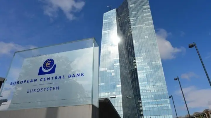 w02-85819 ΕΚΤ δάνειο Ουκρανία Financial Times