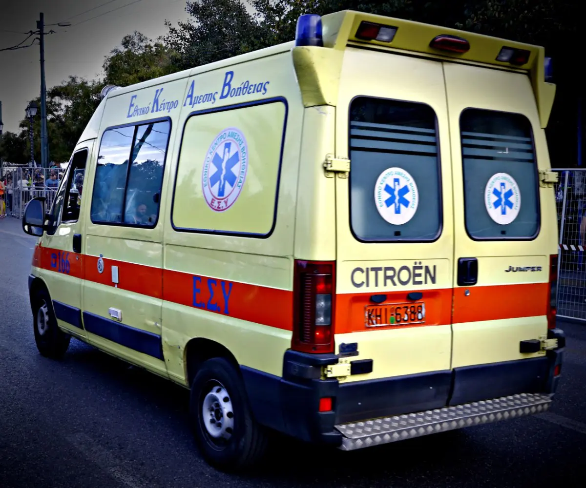 Τροχαίο με στρατιωτικό όχημα Steyr κοντά στα Ρίζια Έβρου