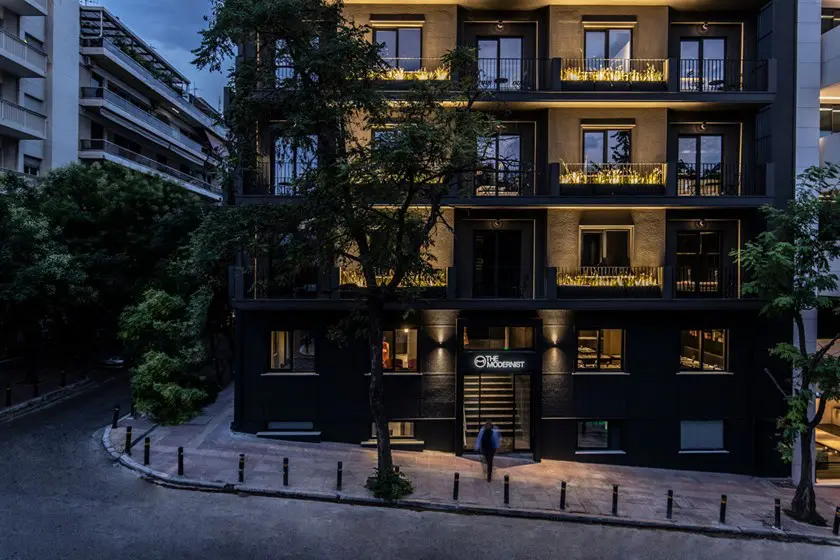 the-modernist-kolonaki-briq Το κτίριο της BriQ Properties στη Γούναρη 3 στον Πειραιά που θα μετατραπεί σε ξενοδοχείο The Modernist