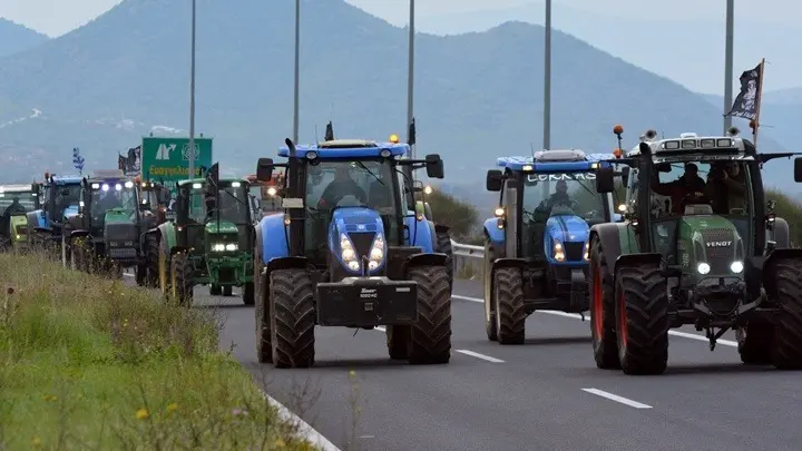 w04-202529w2174503AGROTESTEMBI2 Αγροτικά μπλόκα – αγρότες με τρακτέρ ετοιμάζουν κινητοποίηση στην Αθήνα