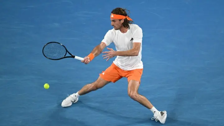 w11-152209StefanosTsitsipas Ο Στέφανος Τσιτσιπάς στο ATP 500 Ρότερνταμ μετά τη νίκη επί του Ρίντερκνεχ