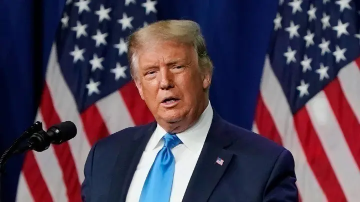w21-90457w14214410Trumpw24214337w2083504w2263238 Ντόναλντ Τραμπ στο Οβάλ Γραφείο ανακοινώνει δασμούς 10%