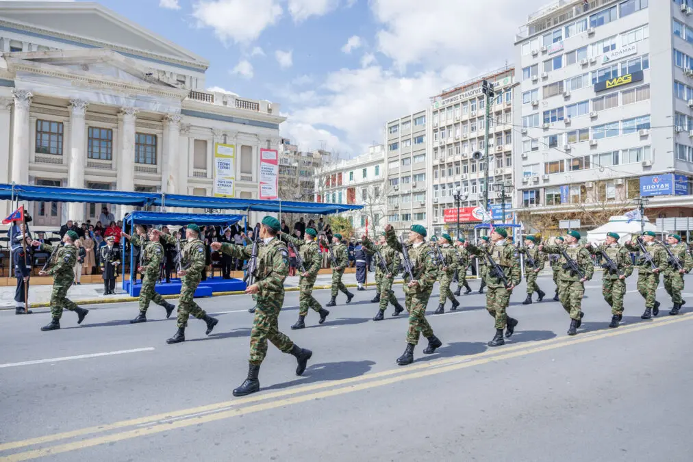 0888 (2) παρέλαση 25 Μαρτίου Πειραιάς