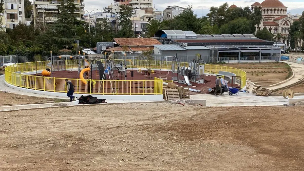 4c0d8e17c6658fd7c6470f86113e2c9d Καστράκι Δραπετσώνας καφετέρια