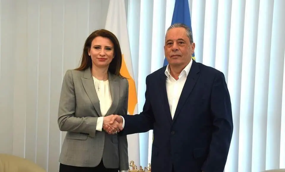 Photo1 Συνάντηση Νίνας Κασιμάτη με τον Υπουργό Άμυνας Κύπρου στη Λευκωσία