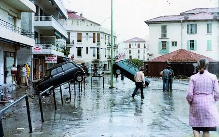 tsounami-nikaia τσουνάμι Μεσόγειος Νίκαια 1979