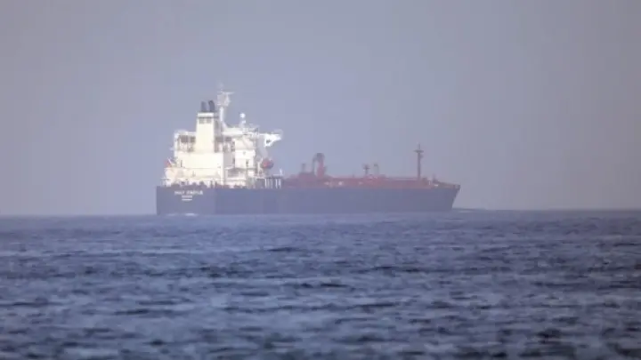 πύραυλος Ιράν πετρελαιοφόρο Περσικός Κόλπος