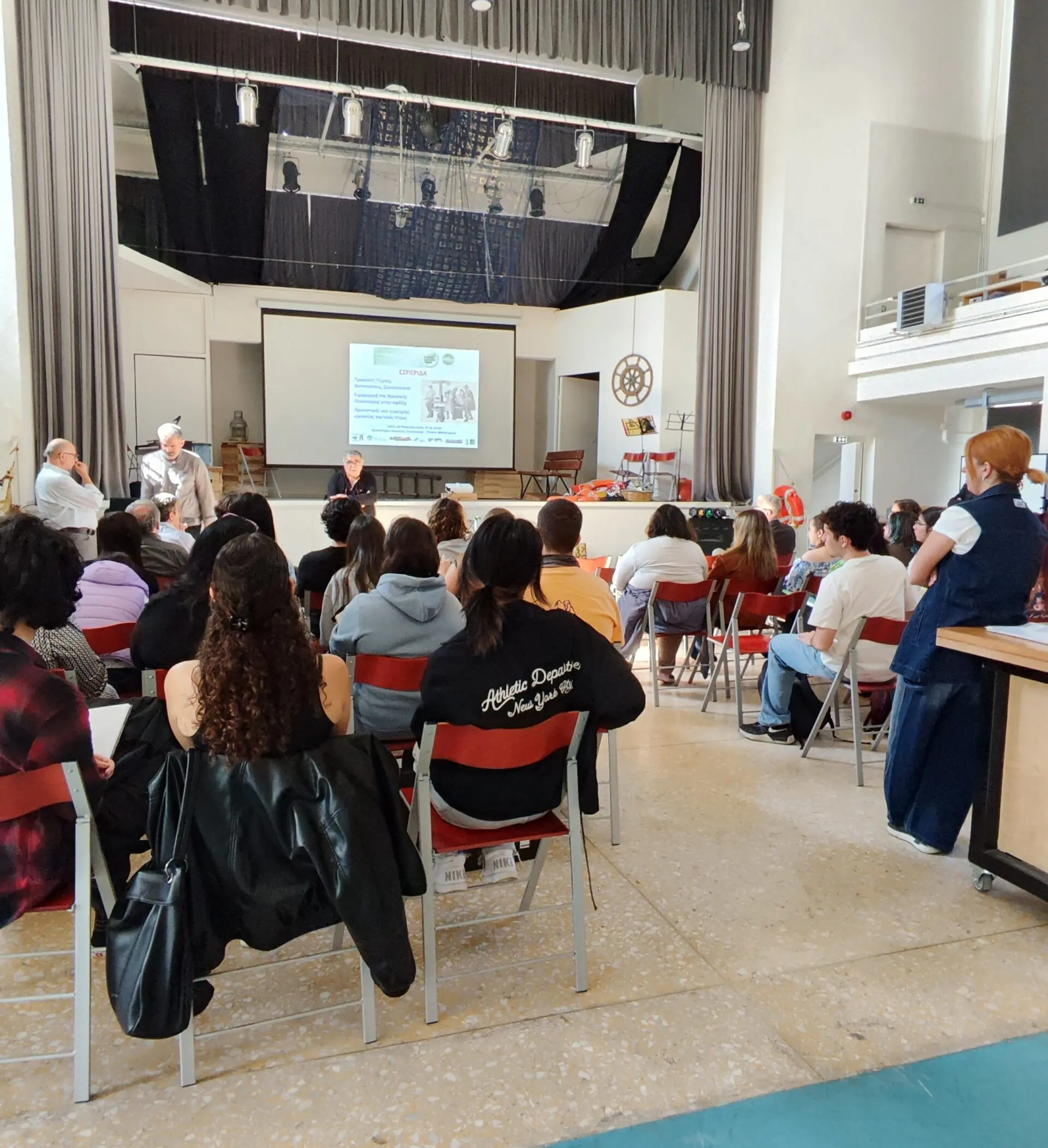 2-Piraeus Makerspace Event Piraeus Makerspace κυκλική οικονομία εκδήλωση Πειραιάς