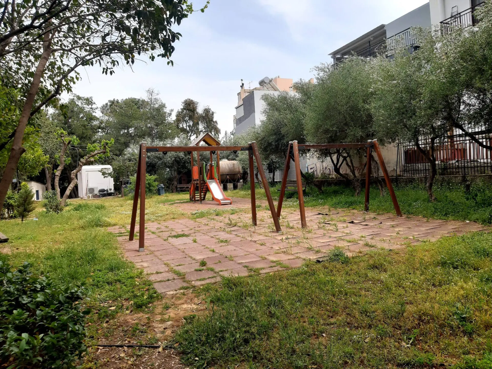 675582590_10241053197889816_3170337354230982976_n παιδική χαρά Νίκαια ΦιλόΔημος λόφος Βώκου