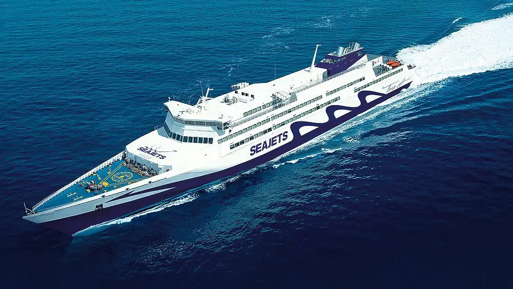 SEAJETS τραυματισμός ναύκληρος