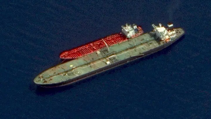 Νηολόγιο Παλάου: Το M/T JAMES II δεν φέρει έγκυρη σημαία μας από τις 9 Μαΐου — Διαψεύδει δημοσιεύματα