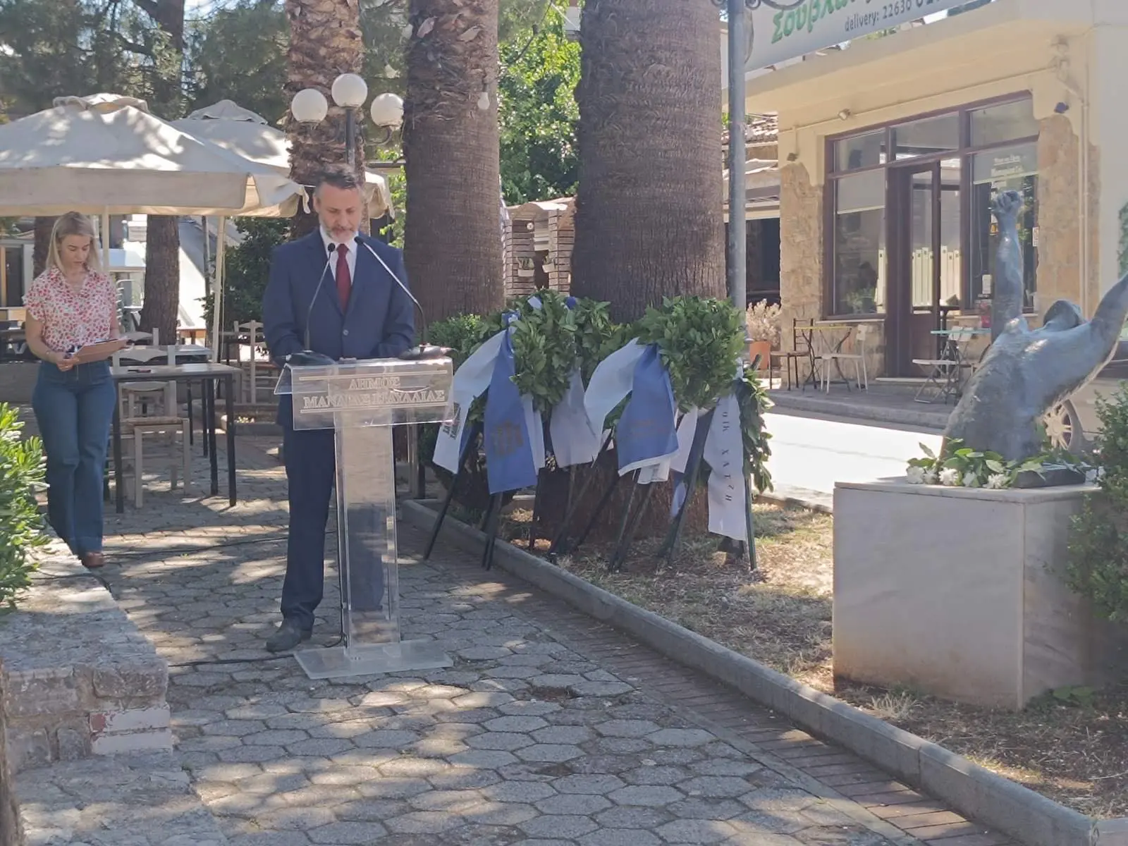imera-mnimis Τιμή και μνήμη στις Ερυθρές για τους πέντε αγωνιστές που απαγχονίστηκαν από τους Γερμανούς το 1944