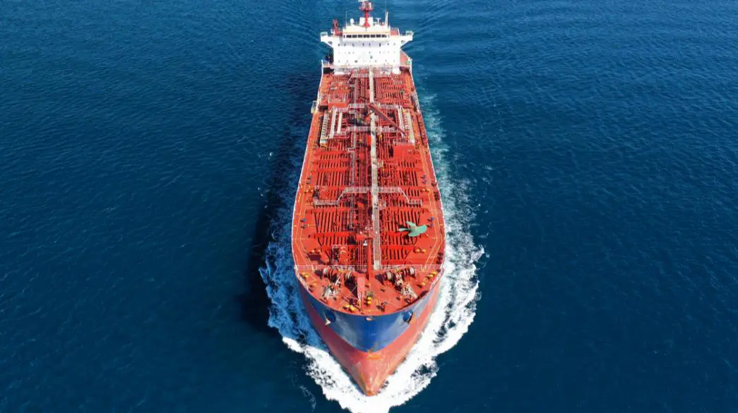 nautilia-naytilia-tanker-ploia