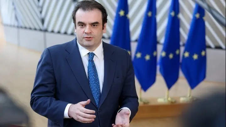 Πιερρακάκης στο L'Express: «Πληρώσαμε ακριβά τον λαϊκισμό» — Τα διδάγματα της κρίσης