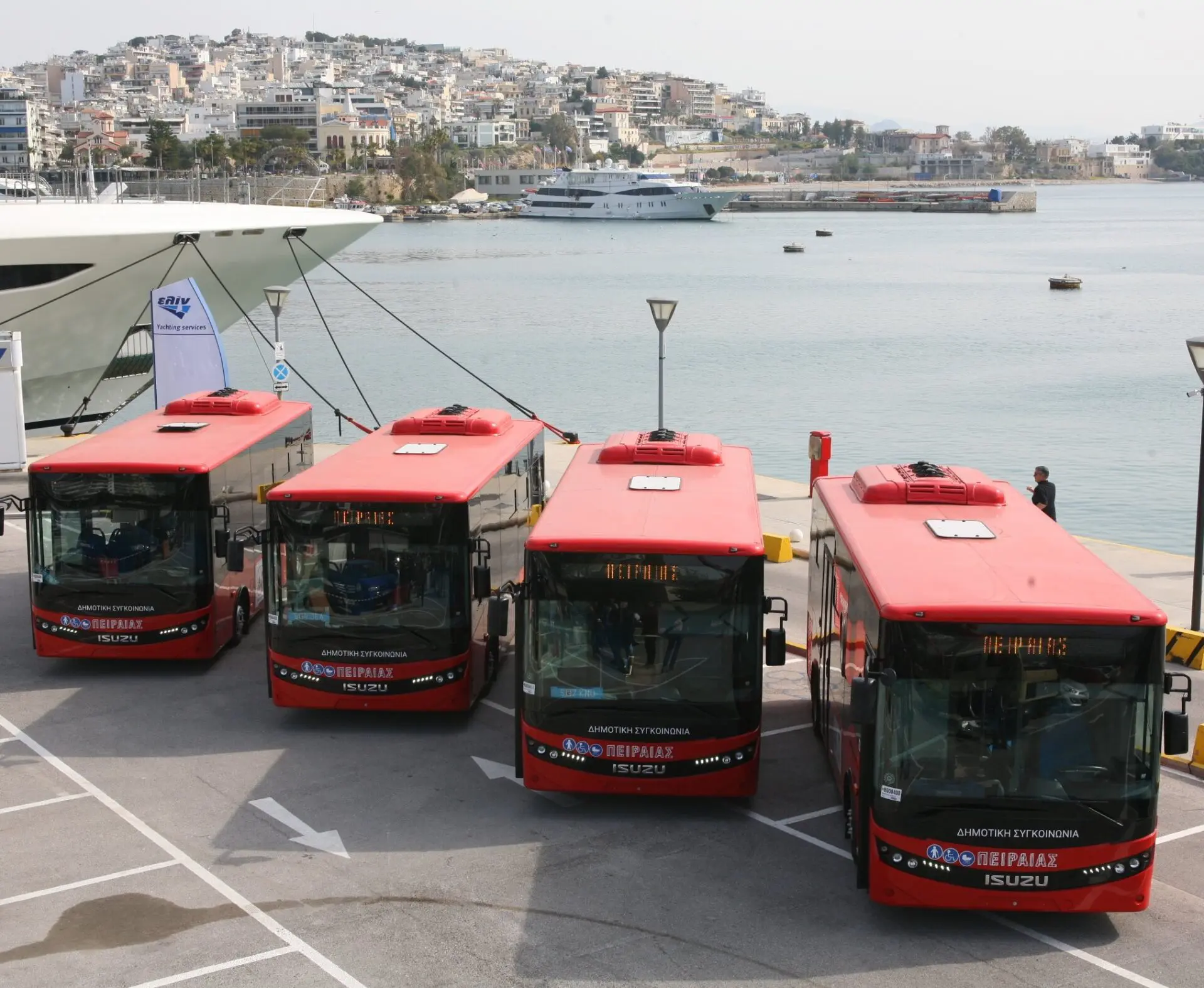 δημοτική συγκοινωνία Πειραιά στάση εργασίας