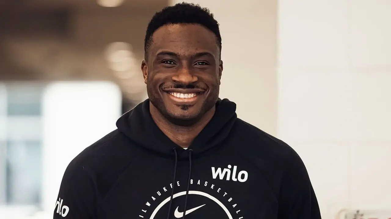 thanasis1 Παντρεύεται ο Θανάσης Αντετοκούνμπο – Πότε ανεβαίνει τα σκαλιά της εκκλησίας και ο ρόλος του Γιάννη