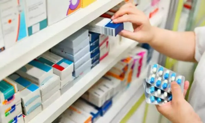 farmaka Χωρίς ένα από τα βασικά φάρμακα για τον καρκίνο του μαστού θα μείνουν όπως φαίνεται χιλιάδες γυναίκες στη χώρα μας.