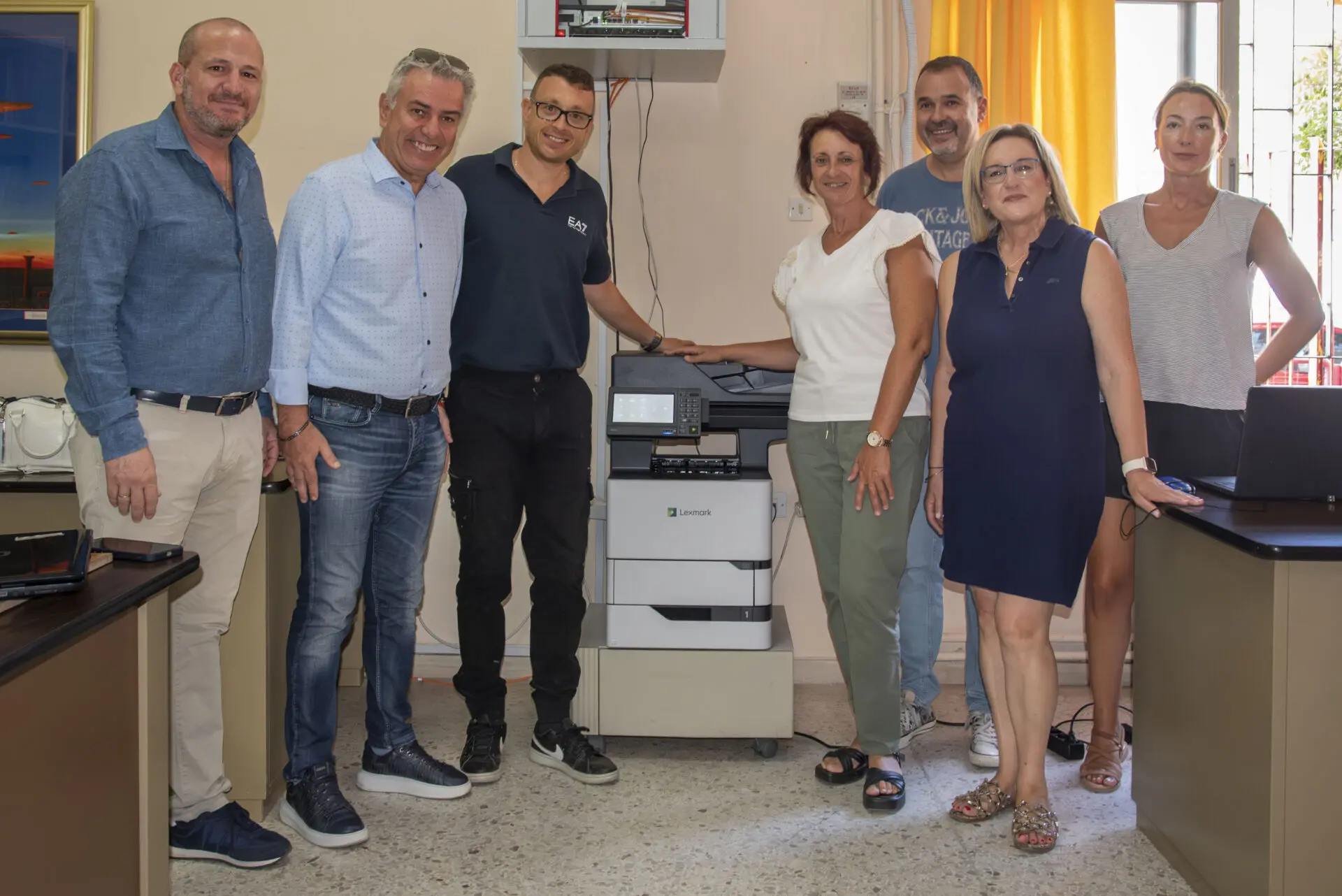 sxoleia-ektypotes Νίκαια-Ρέντης: 178 νέα εκτυπωτικά μηχανήματα σε σχολεία και υπηρεσίες του Δήμου