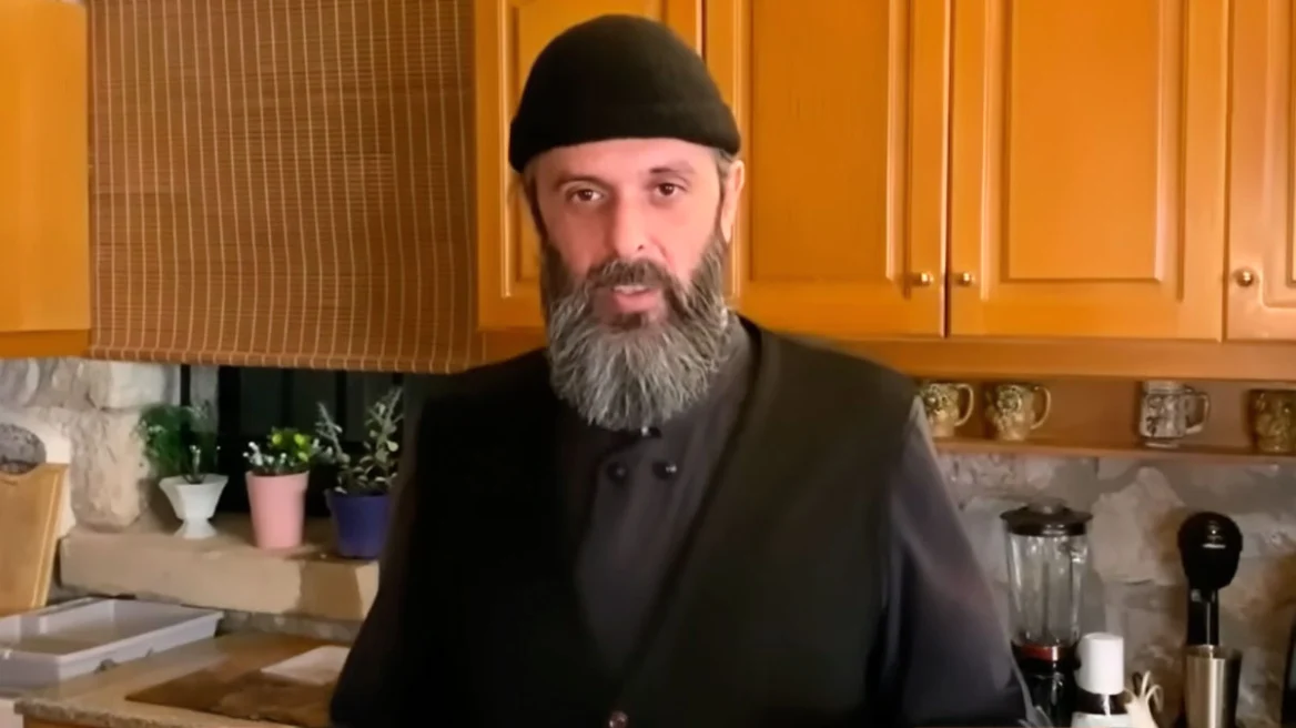 πατέρας Παρθένιος σύλληψη κύκλωμα ναρκωτικών και μεταναστών