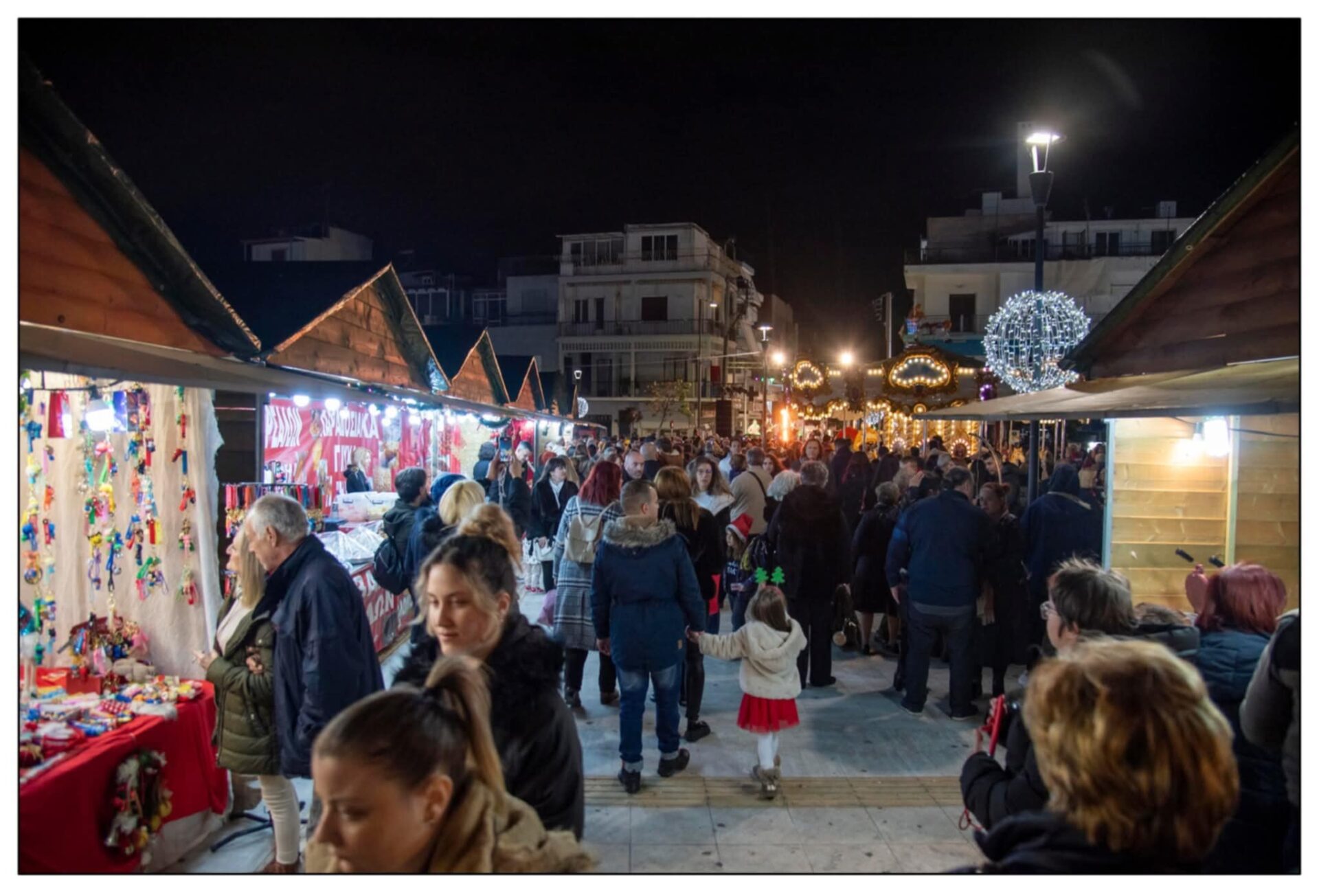άναμμα χριστουγεννιάτικου δέντρου Νίκαια παιδιά ΑμεΑ