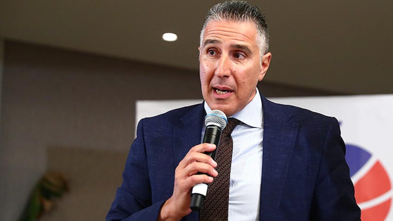 Κίμων Γκιουλιστάνης πρώην πρόεδρος ΕΣΚΑΝΑ