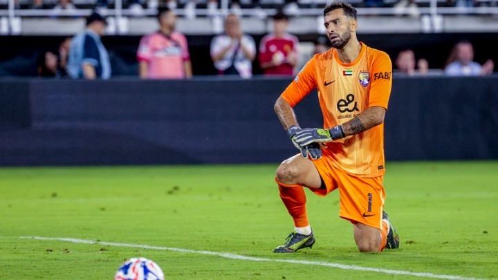 Ρούι Πατρίσιο με τη φανέλα της Γουλβς