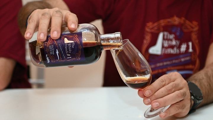 πρώτο ελληνικό single malt ουίσκι εμφιάλωση