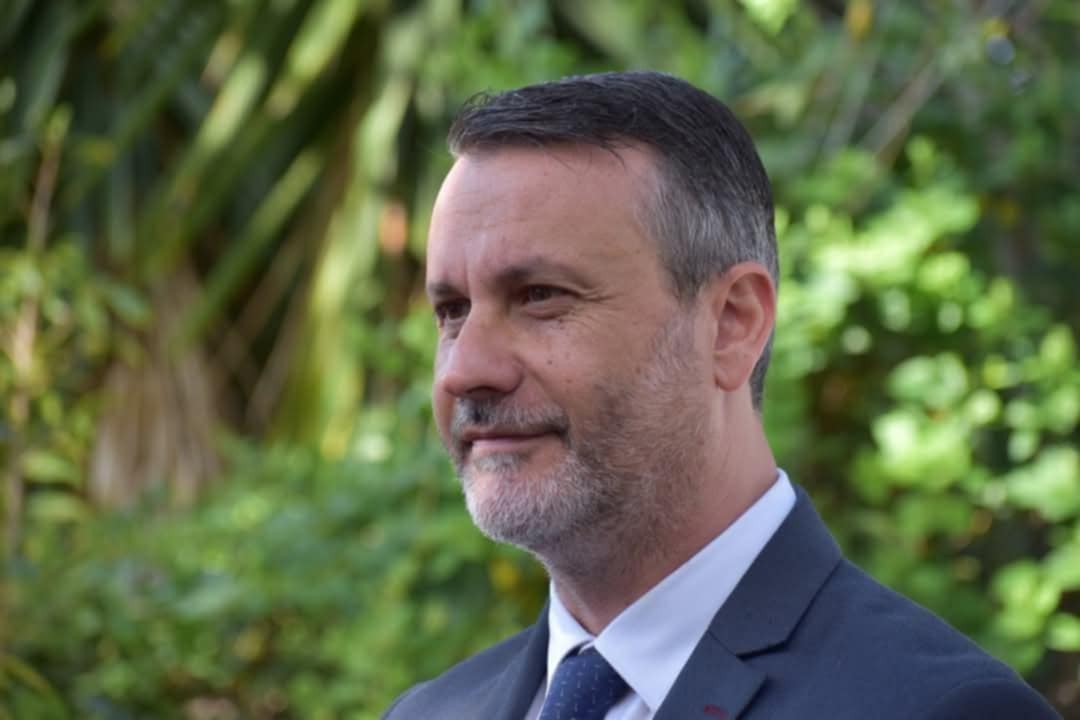 Ο δήμαρχος Σαλαμίνας Γιώργος Παναγόπουλος μετά από αθωωτική δικαστική απόφαση