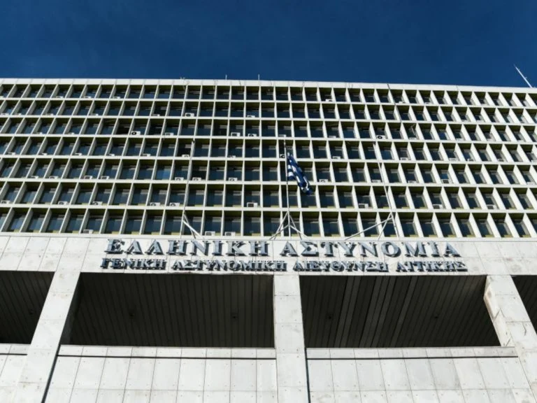 Περιπολικό της αστυνομίας στην Κυψέλη για υπόθεση απόπειρας βιασμού