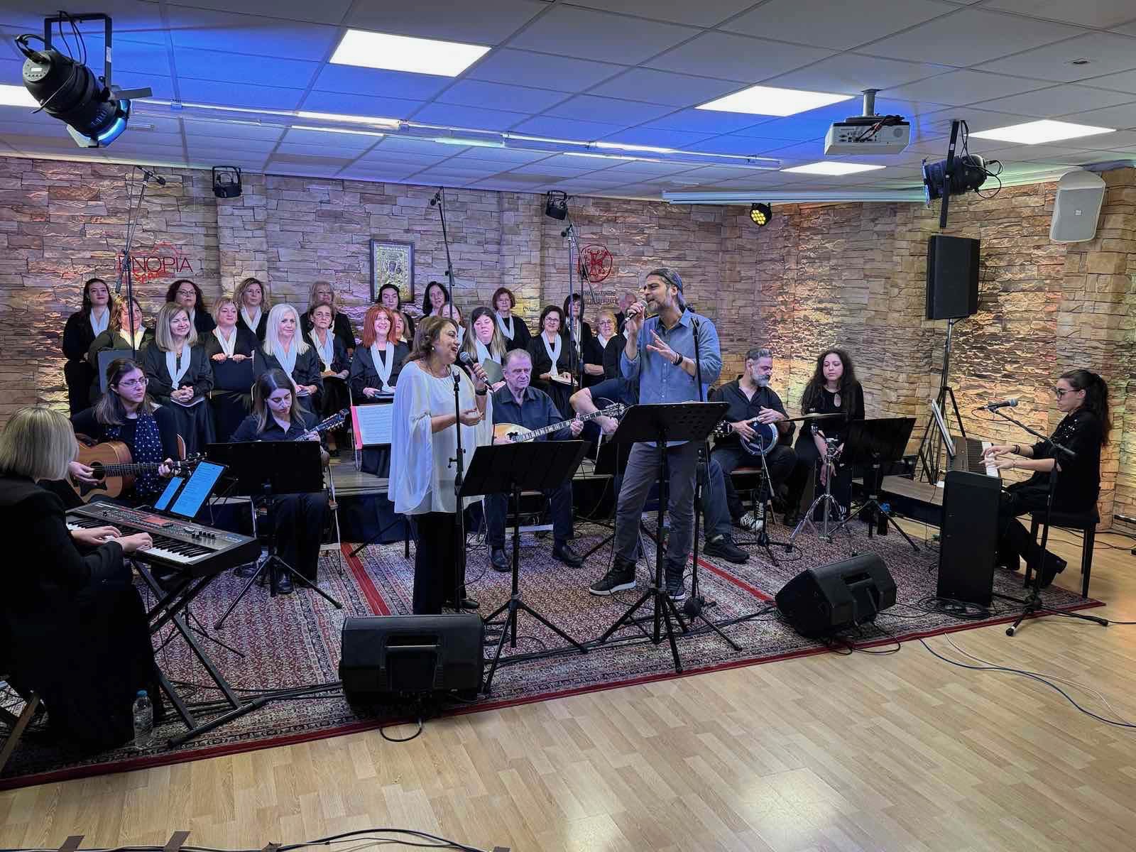 Αφιέρωμα στον Μάνο Λοΐζο στα Καμίνια στον Πολυχώρο Κώστας Κωσταράκος