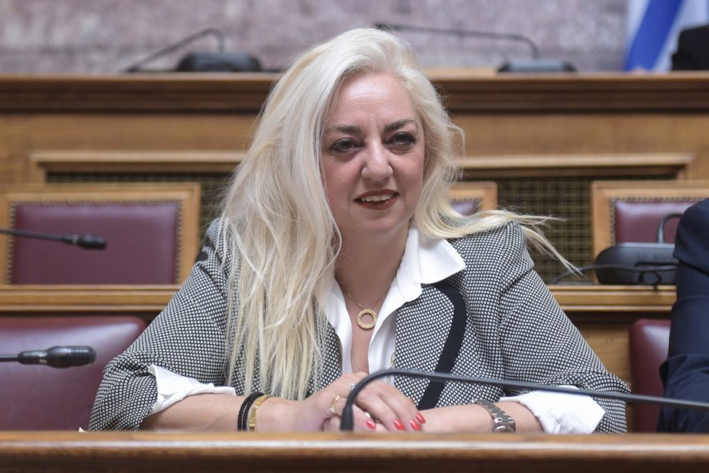 Παραίτηση της Άννας Στρατινάκη από την Ανεξάρτητη Αρχή Ελέγχου της Αγοράς λόγω υπόθεσης Παναγόπουλου