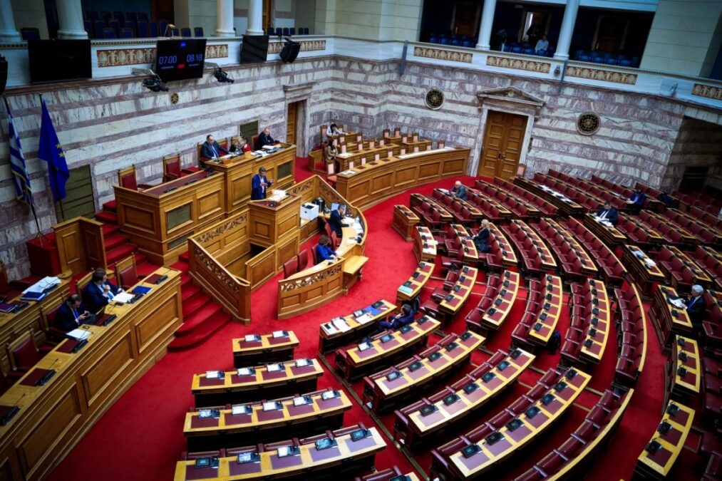 υποκλοπές ακρίβεια πολιτική αντιπαράθεση