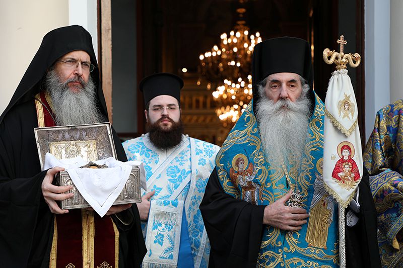 τιμια καρα οσιου σεραφειμ πειραιας