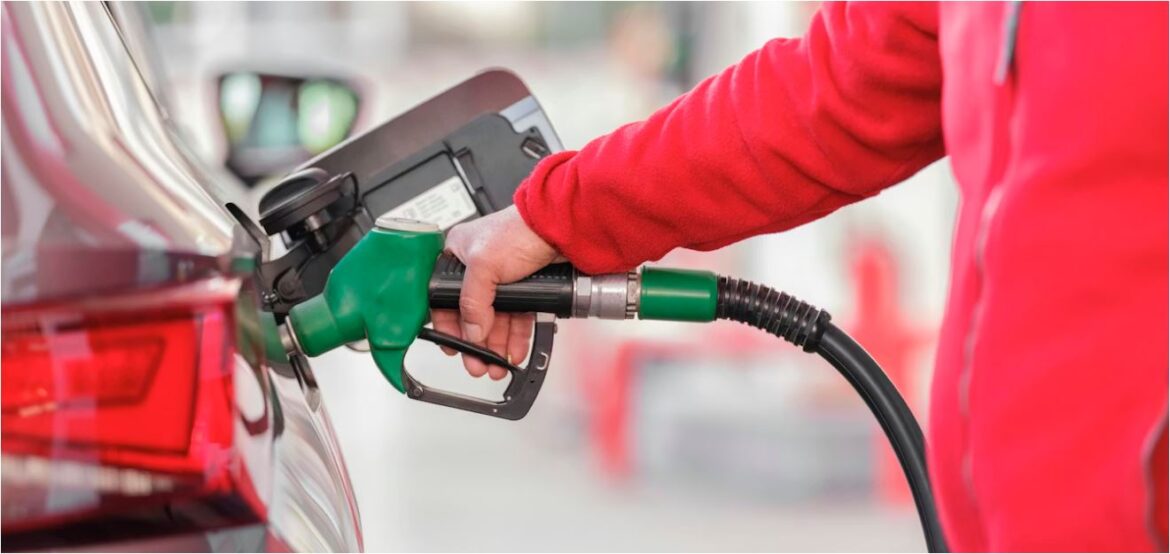 τιμές καυσίμων Ελλάδα αντλία βενζίνης