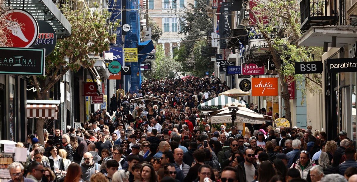 Πάσχα 2026 εορταστικό ωράριο καταστήματα