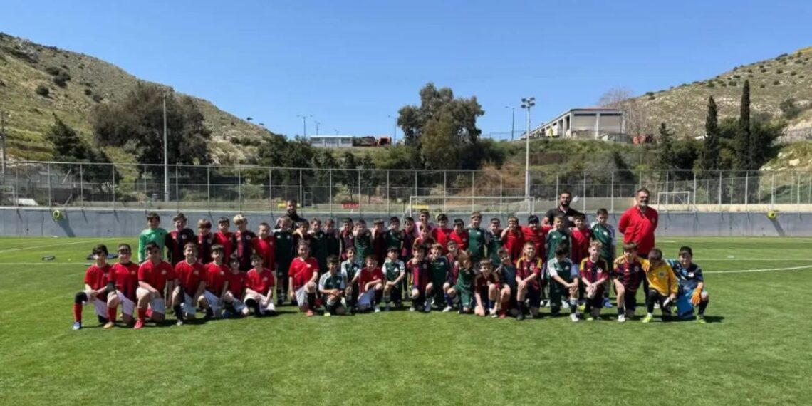 ΑΠΟ Κερατσίνι τουρνουά κοινωνική προσφορά εθελοντής μυελός οστών