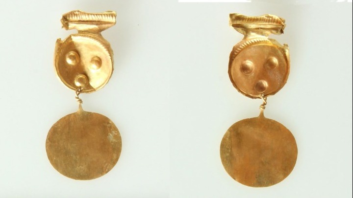 Αίγινα Κολώνα χρυσά κοσμήματα ανασκαφή