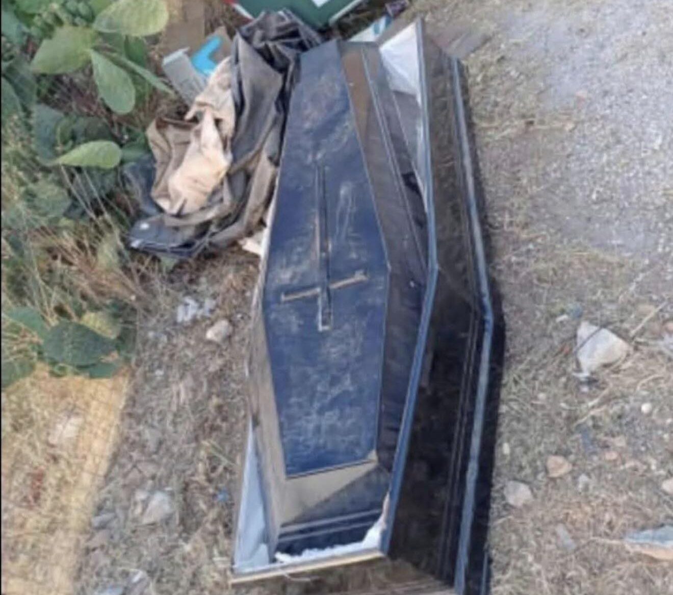 φέρετρο Άνω Κορυδαλλός
