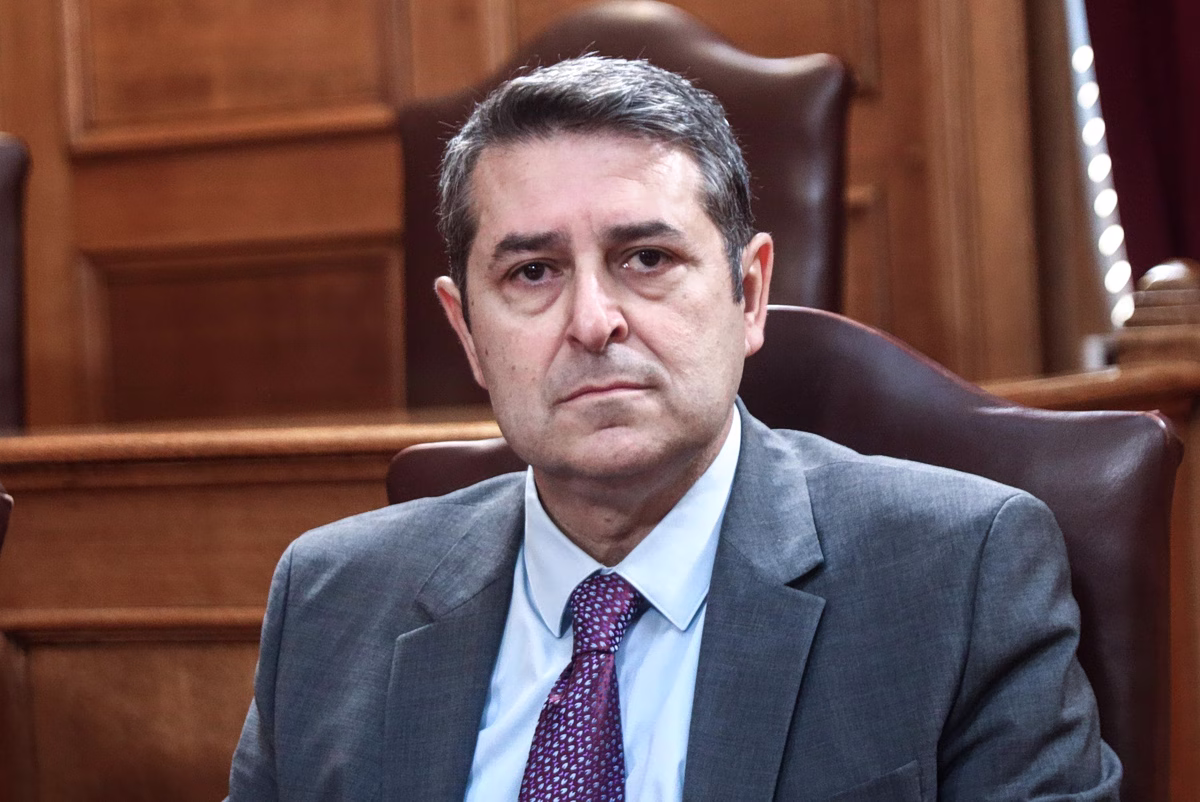 Επέστρεψε στην Ελλάδα ο Γιώργος Μυλωνάκης — Σε κέντρο αποκατάστασης μετά τη θεραπεία στη Γερμανία