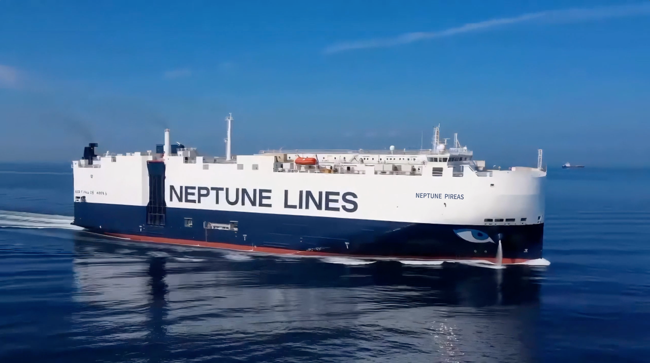 Neptune Pireas νέο πλοίο Πειραιάς