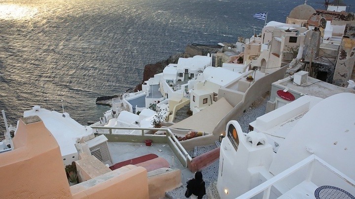 santorinh Σαντορίνη τουρισμός 2025 δήμαρχος Ζώρζος