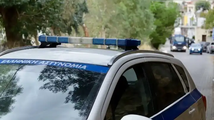 Σαλαμίνα: Συνελήφθη 61χρονος για την πυρκαγιά στα Αμπελάκια – Έκαψε 6 στρέμματα με ηλεκτρικό τροχό