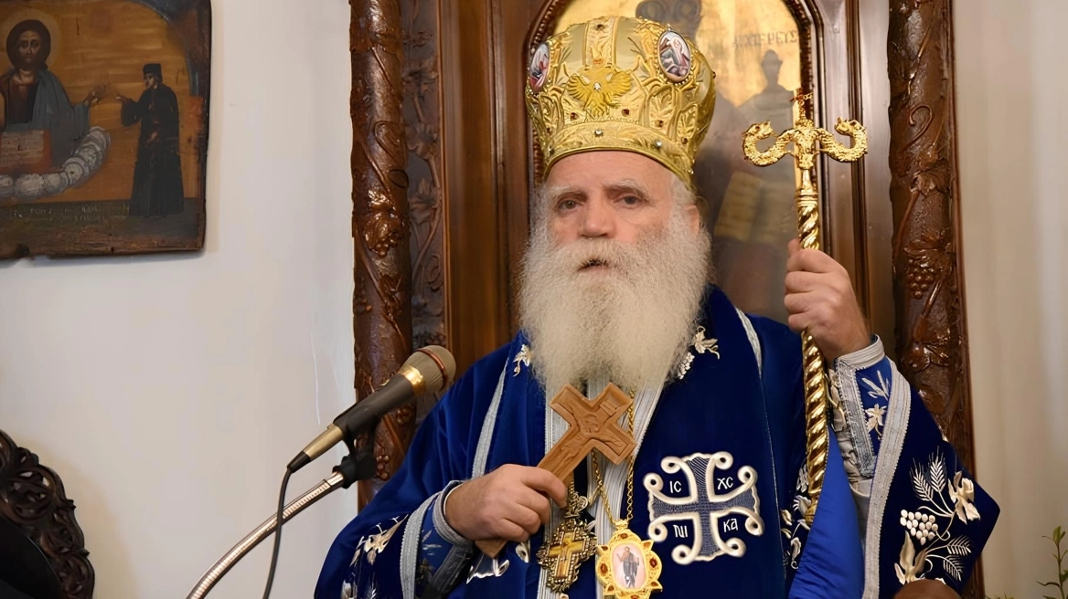 mitropolitis-kythirwn Μητροπολίτης Κυθήρων Σεραφείμ: Θα δώσει την αύξηση του μισθού του για στέγαση γιατρών και εκπαιδευτικών
