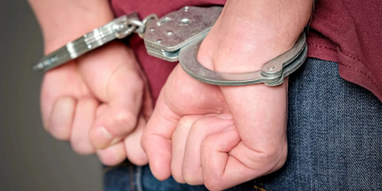 Αίγινα: Συνελήφθη 26χρονος για σεξουαλική κακοποίηση ανήλικης