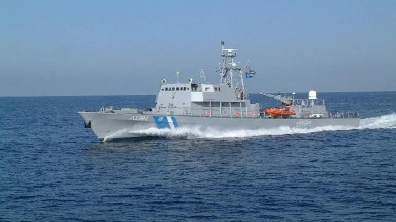 563028_5c37a3e3d7-b6e06a0c20b7d0a7 Ακυβερνησία φορτηγού πλοίου ανοιχτά της Κέας