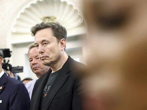 elon-mask-leykos-oikos.jpg Έλον Μασκ Ηλίας Κασιδιάρης