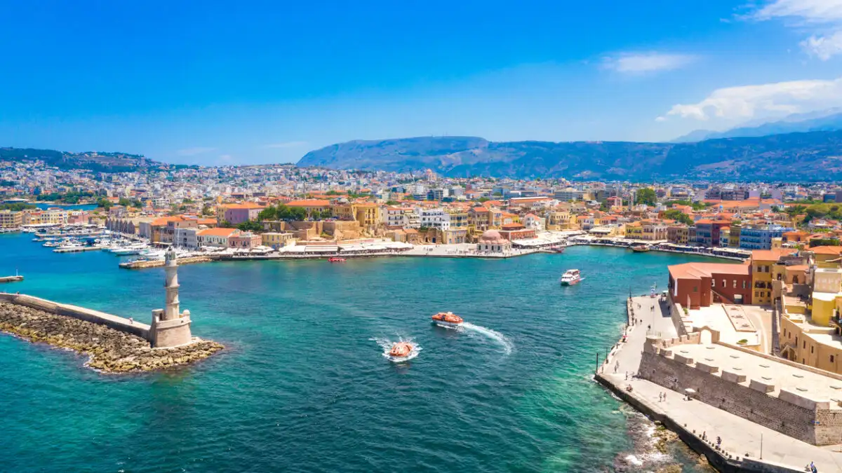 istock-1156732947-1200x675 «Τουρισμός για Όλους 2026 – 2027»: Επιστρέφει με αυξημένα εισοδηματικά όρια και ενίσχυση έως 600 ευρώ