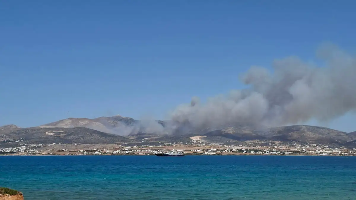 φωτιά Πάρος