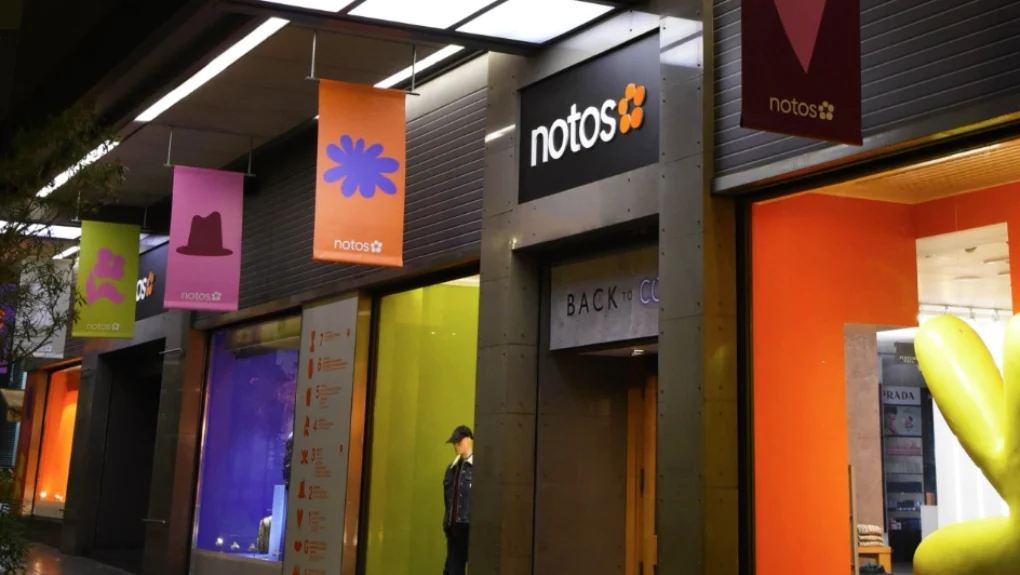 notos_athina_1020_1 κλείνει Notos Ομόνοια